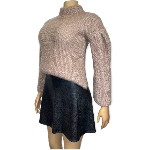 Romeo & Juliet Sweater ribbed Mock neck Puff shoulders beige size M - Picture 4 of 17